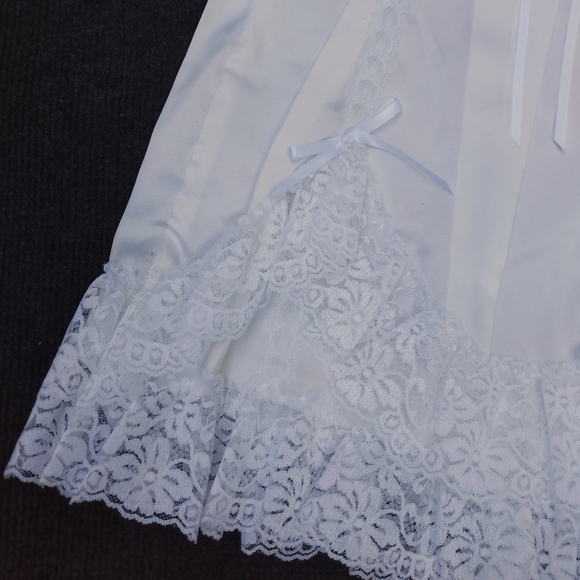 Vintage Deadstock Christening Gown - Picture 5 of 13